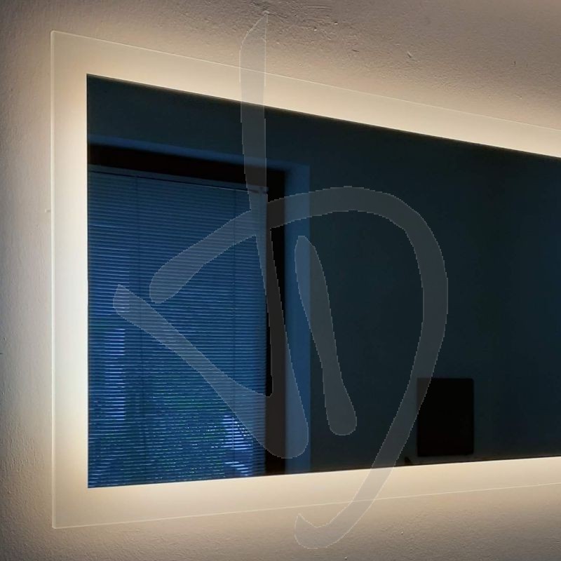 Specchio Da Bagno A LED ISTRIPMF 152x71 Cm, Illuminato Anteriore E Posteriore, Antiappannamento, Dimmerabile, Vetro Temperato