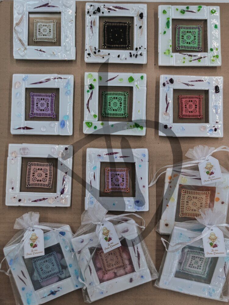 Bomboniere in vetro di Murano con inserto in puncetto valsesiano fatto a mano - Bomboniere