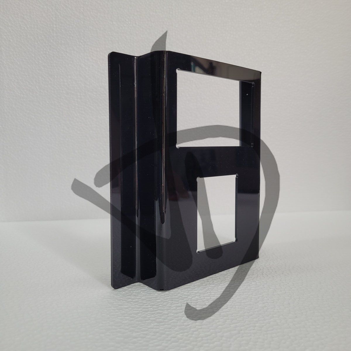 Prodotti su misura - Prototipi Plexiglass - Accessori Camper - Supporto Pannello portastrumenti Maschera Portafrutti Placca di montaggio  Basetta in plexiglass per strumenti prototipo per componenti elettrici su misura Panel box plexi 5