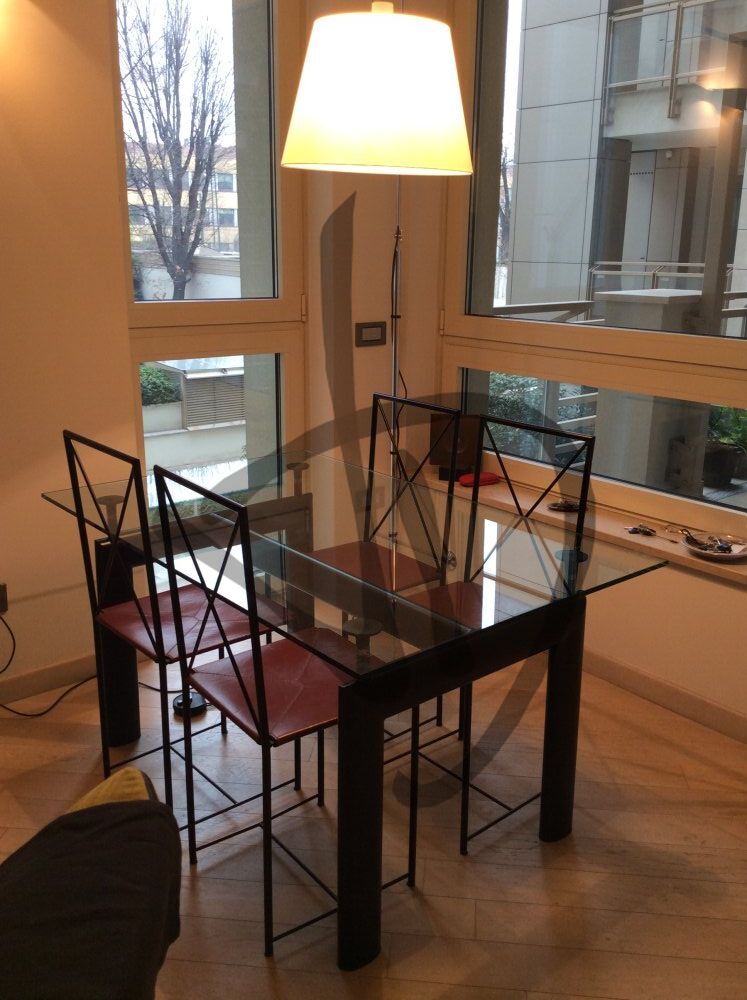 Prodotti su misura - Tavoli in vetro - Scrivanie in vetro - Piani per tavoli - Piani per scrivanie - Piani per tavoli - Piani per scrivanie